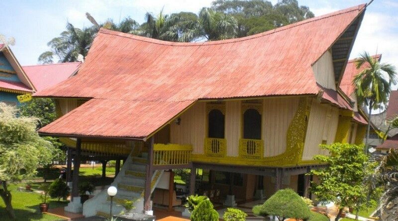 Rumah Belah Bubung